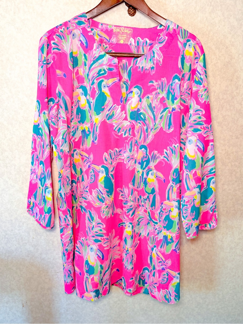 Lilly Pulitzer Pink Dragonfruit Toucan Can Tunic Tropical Print Preppy Coastal - Picture 3 of 11